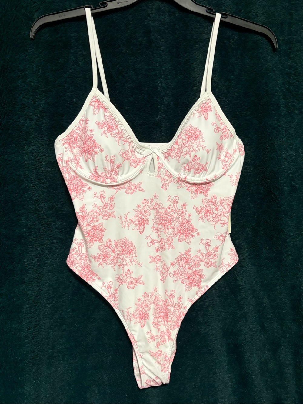 NWT No Boundaries White and Pink Floral Underwire One-Piece Swimsuit (Size L)